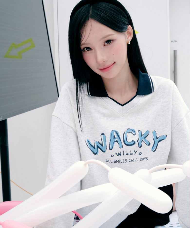 [원이 착용] 우먼스 브이넥 카라 맨투맨 라이트 그레이