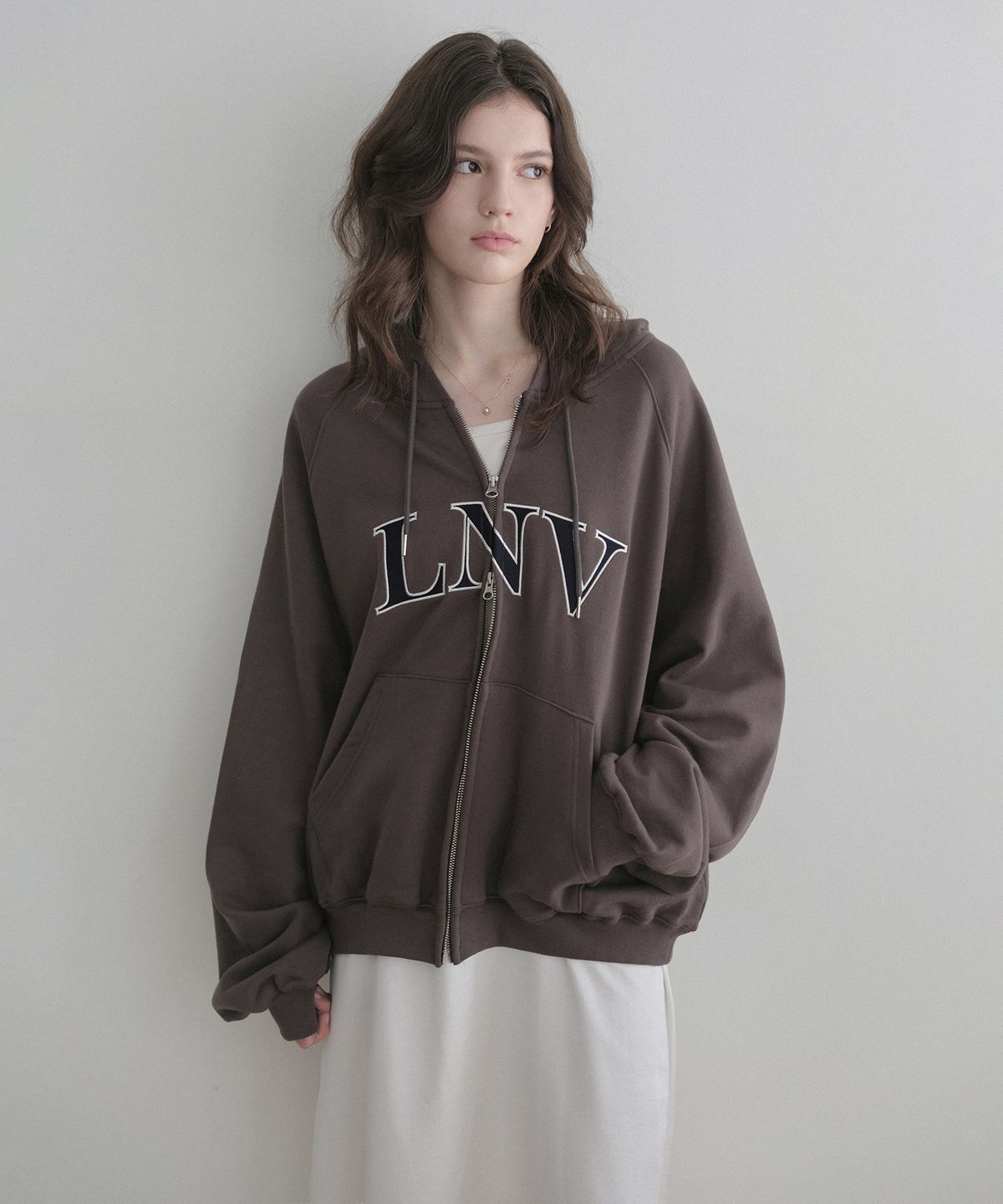 르나브(LENAV) LNV Hoodie zip up (charcoal)