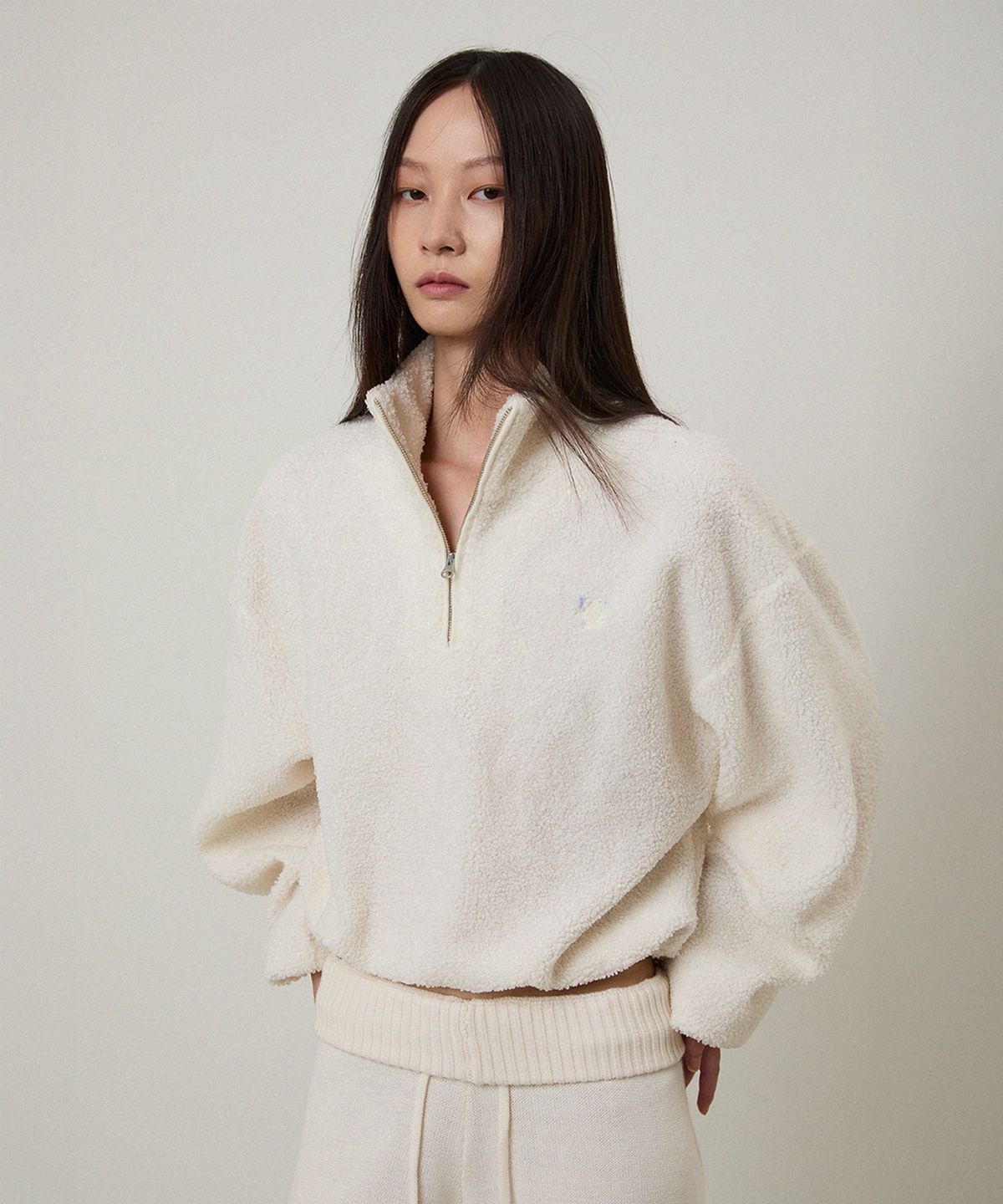 엘무드 우먼(LMOOD WOMEN) BOUCLE Fleece Half Zip Snow White