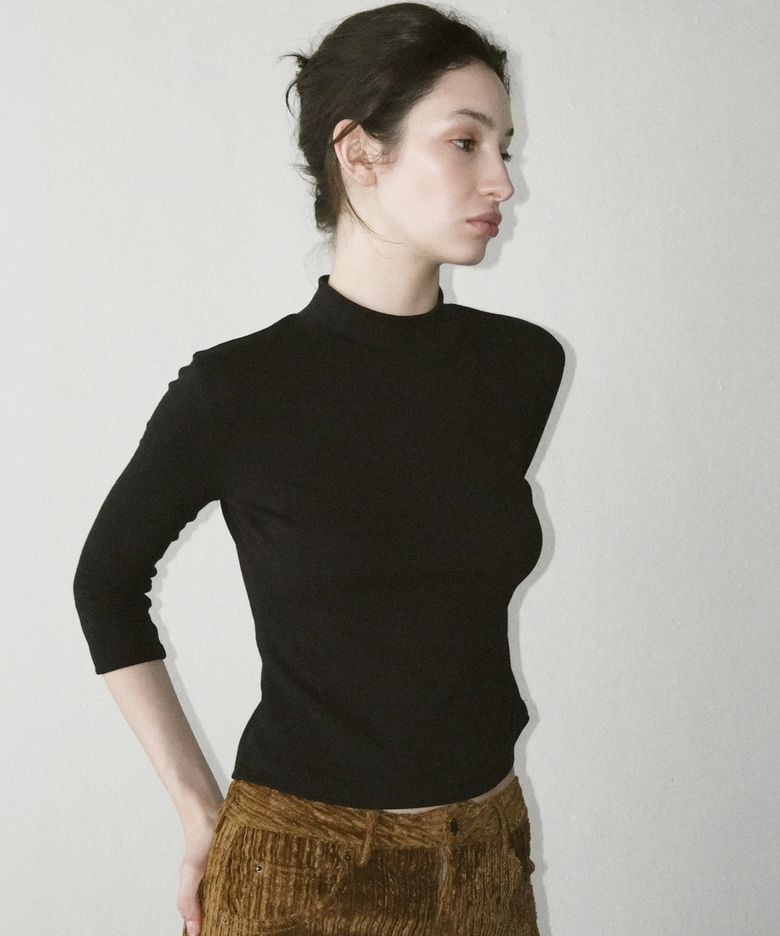 CAROLYN Mock Neck 3/4 T-Shirt Black