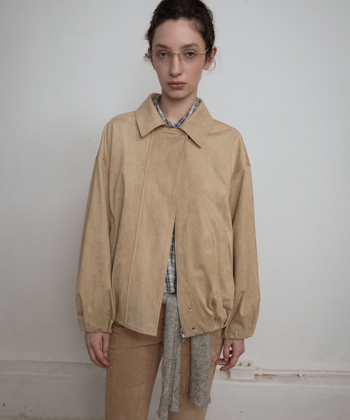 엘무드 우먼(LMOOD WOMEN) MARGOT Suede Blouson Jacket Sand Beige