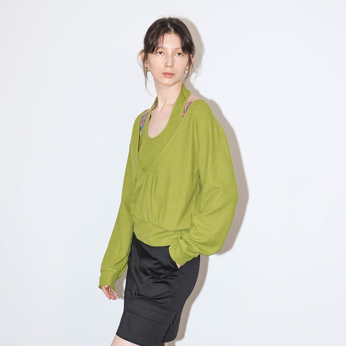 웬스데이딜라잇(WEDNESDAY DELIGHT) WD_Layered scoop neck knit