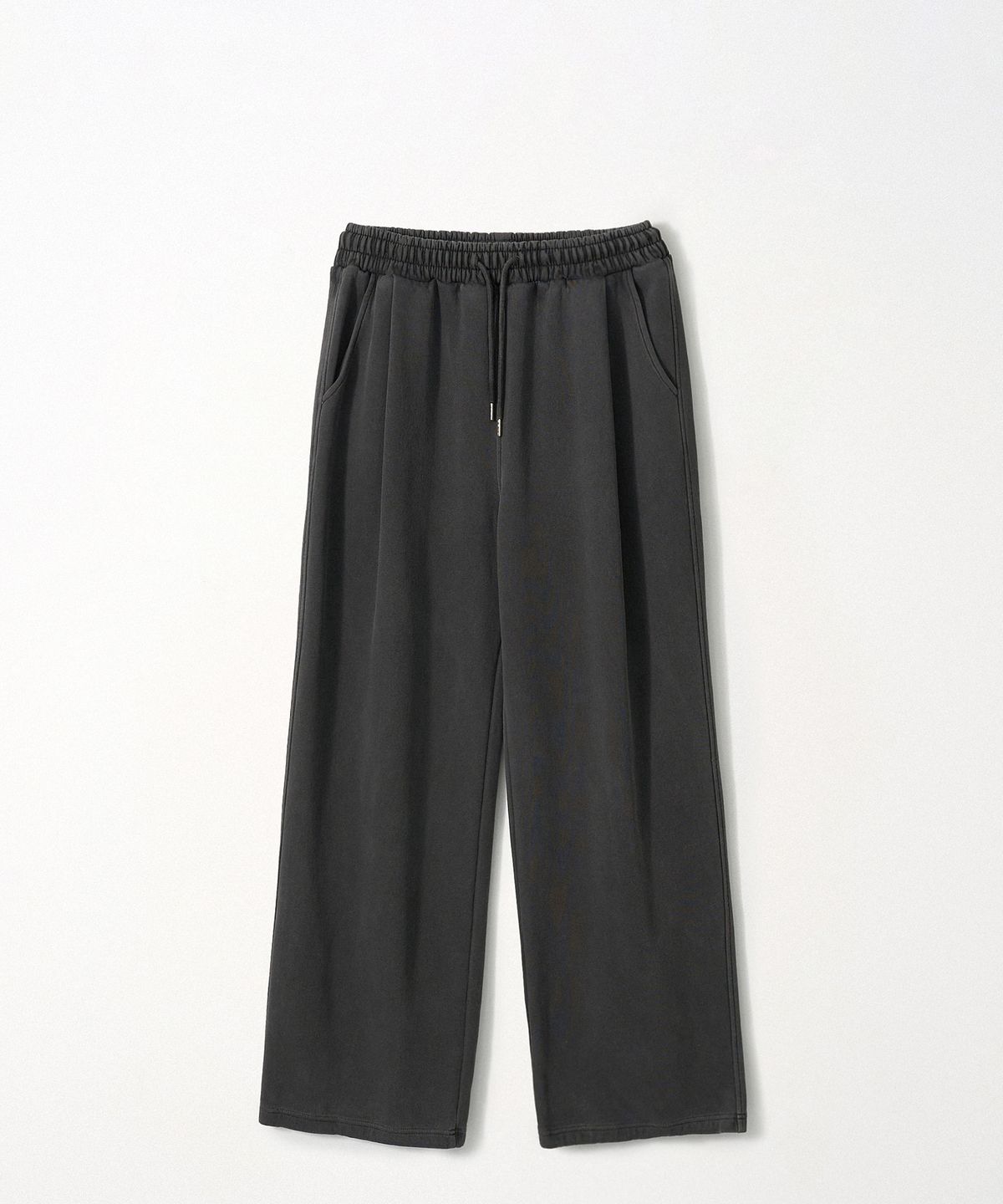 이지오(EZIO) Essential Pigment SweatPants_Charcoal