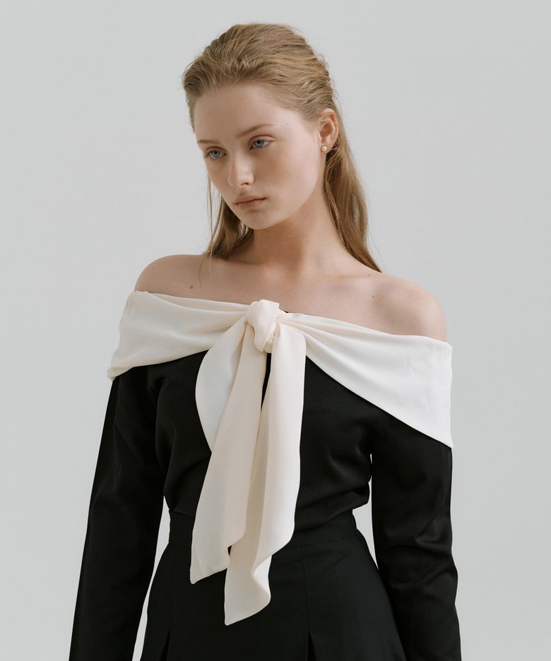 PAP COLORWAY OFF SHOULDER TIE BLOUSE BLACK