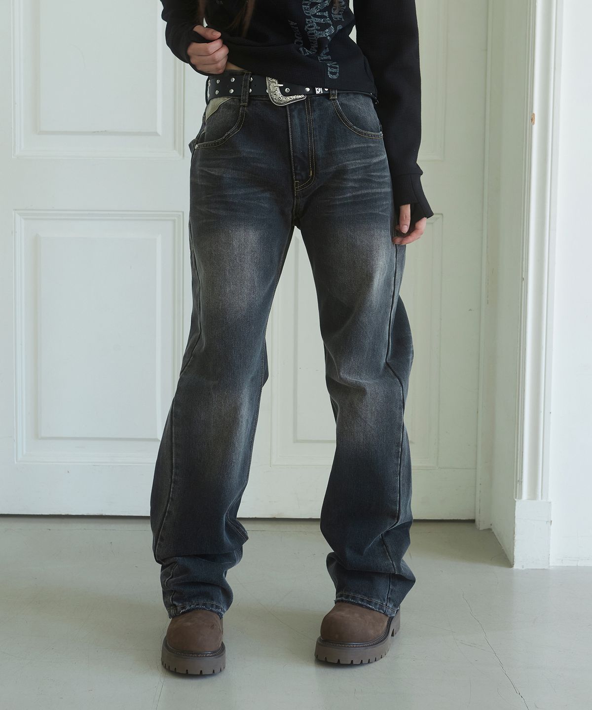 데프가먼츠(DEFGARMENTS) VT WASHING SAGGING DENIM [BLACK]