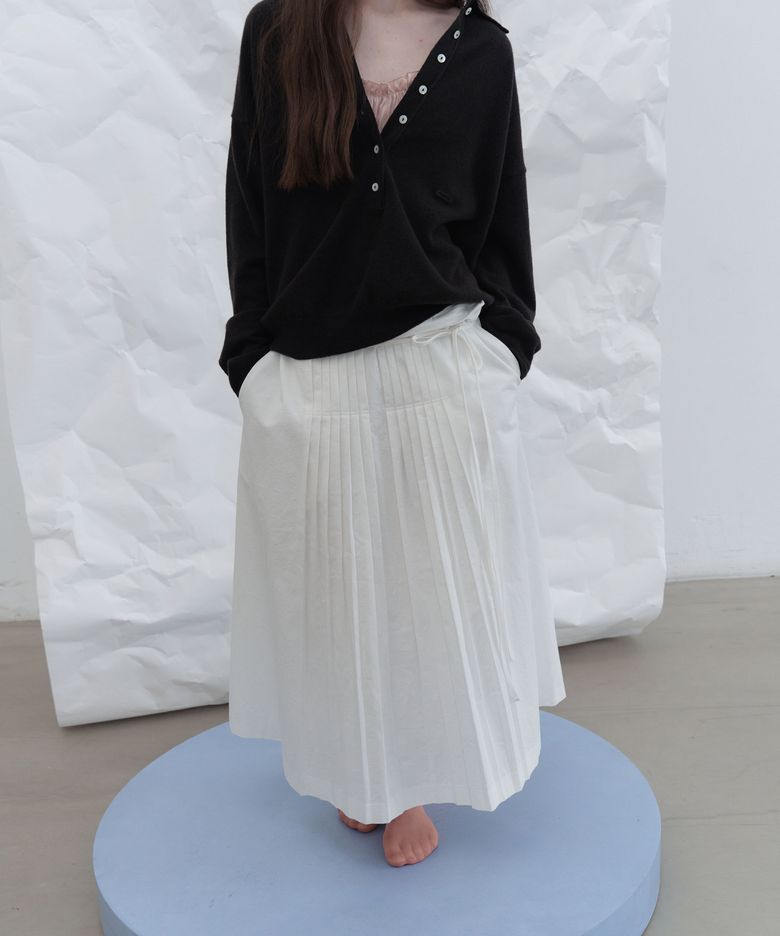 Savoir pintuck pleated skirt