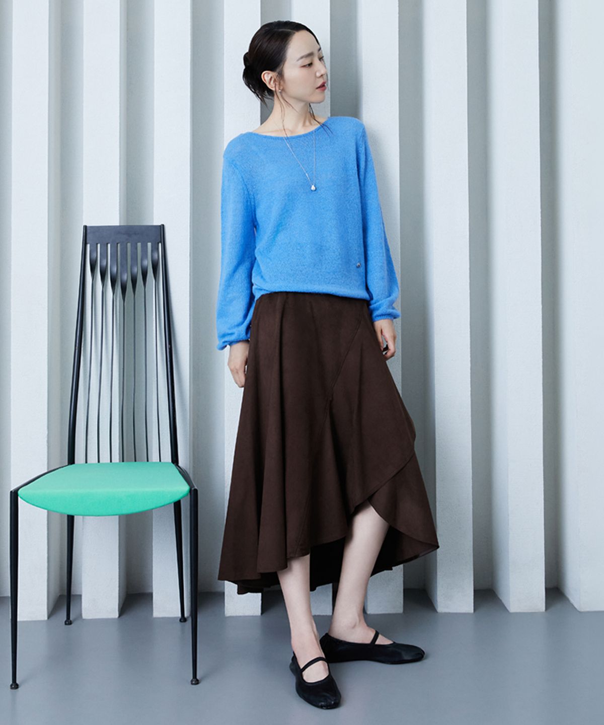 더엣지(THEATG) 26FW FAUX 스웨이드 스커트