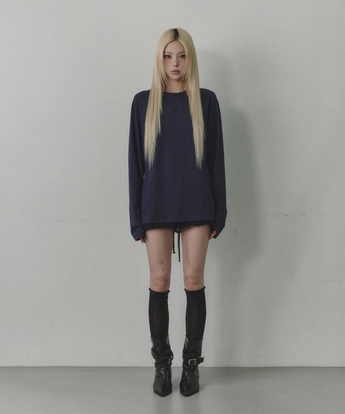 업드래프트(UPDRAFT) Button Roll-Up Loose-Fit Long Sleeve [Navy]