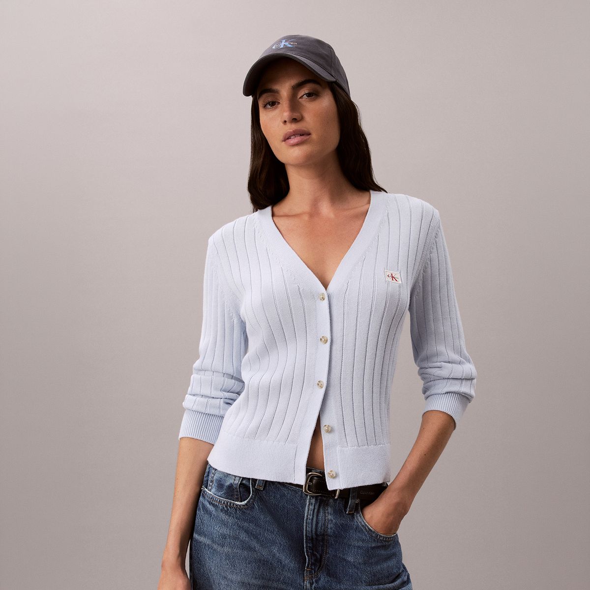 캘빈클라인 진(CALVIN KLEIN JEANS) 여성 우븐라벨 가디건 47H305G CIQ