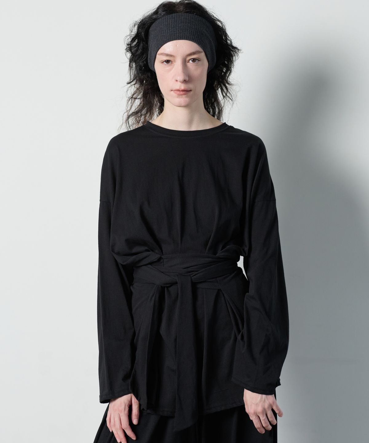 누베르(NUVERE) Cord Tee Black