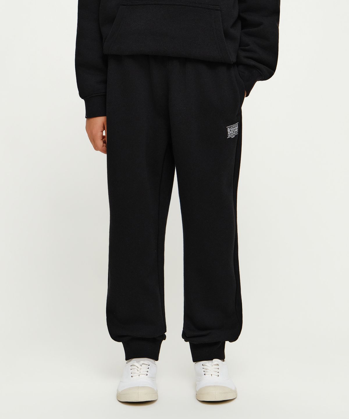 마리떼 키즈(MARITHÉ KIDS) KIDS DOODLE CLASSIC LOGO SWEAT PANTS (BRUSHED) black