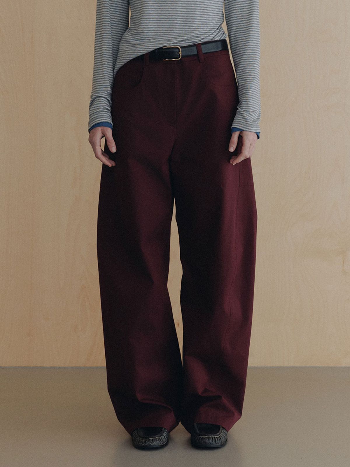 루에브르(LOEUVRE) Wide Fit Curved Pants SW6AL875_2color