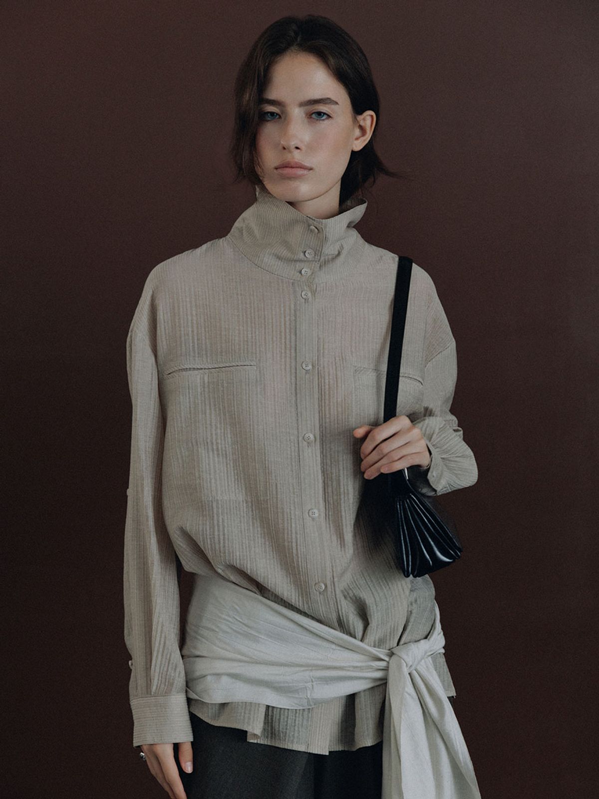 루에브르(LOEUVRE) High Neck Oversized Shirts SW6AB882_2color
