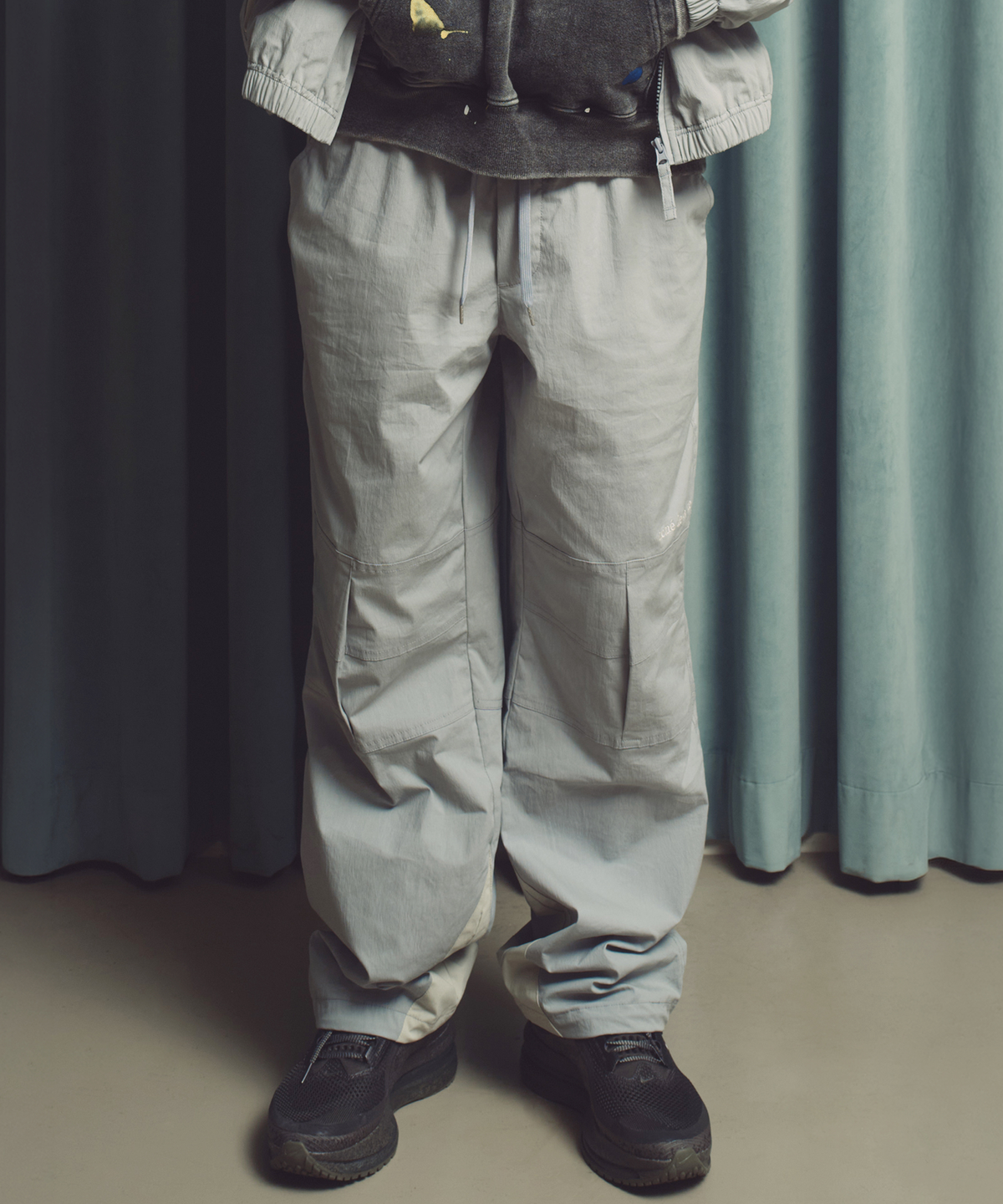 아크메드라비(ACME DE LA VIE) NYLON COLOR BLOCK JOGGER PANTS