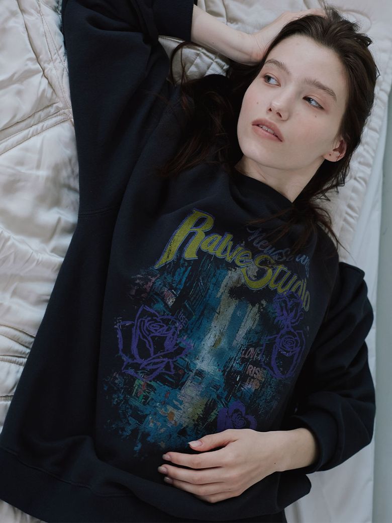 New Sounds Graphic Sweatshirt VW6AE959_2color