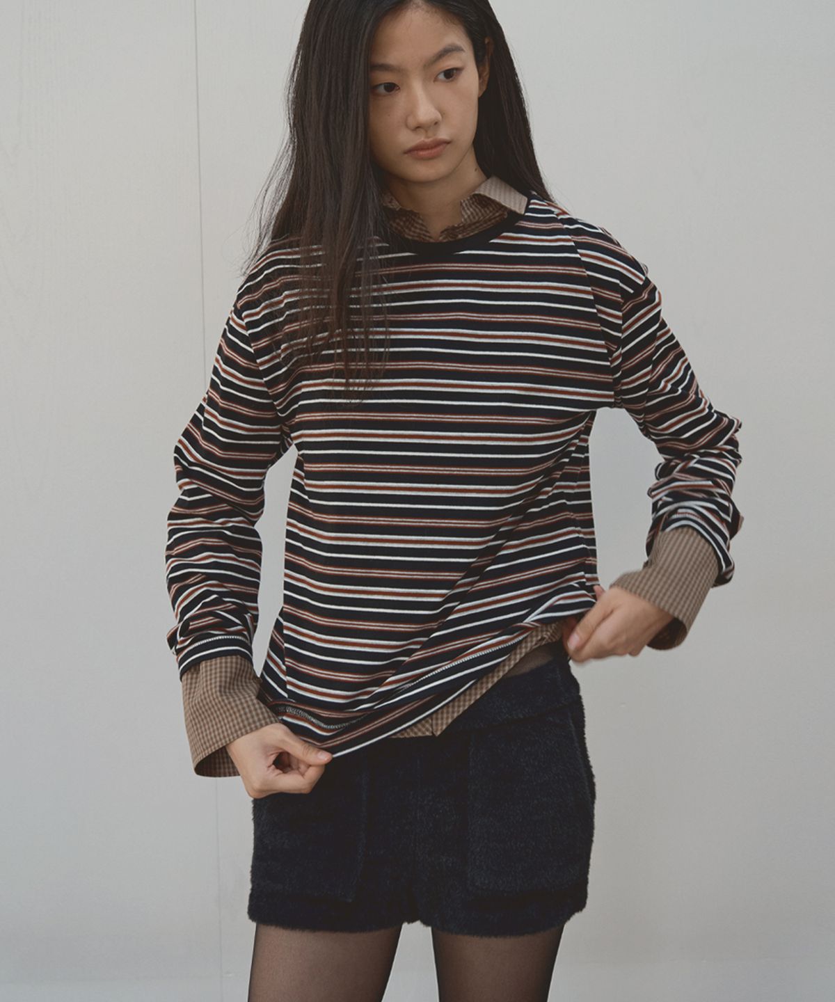 시그레이트(SIGREAT) MULTI STRIPE OVERSIZED T-SHIRT_BLACK