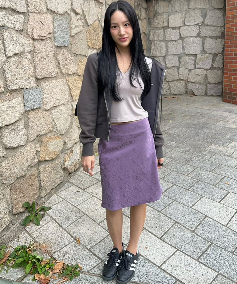 SATIN FLORAL MIDI SKIRT, PURPLE