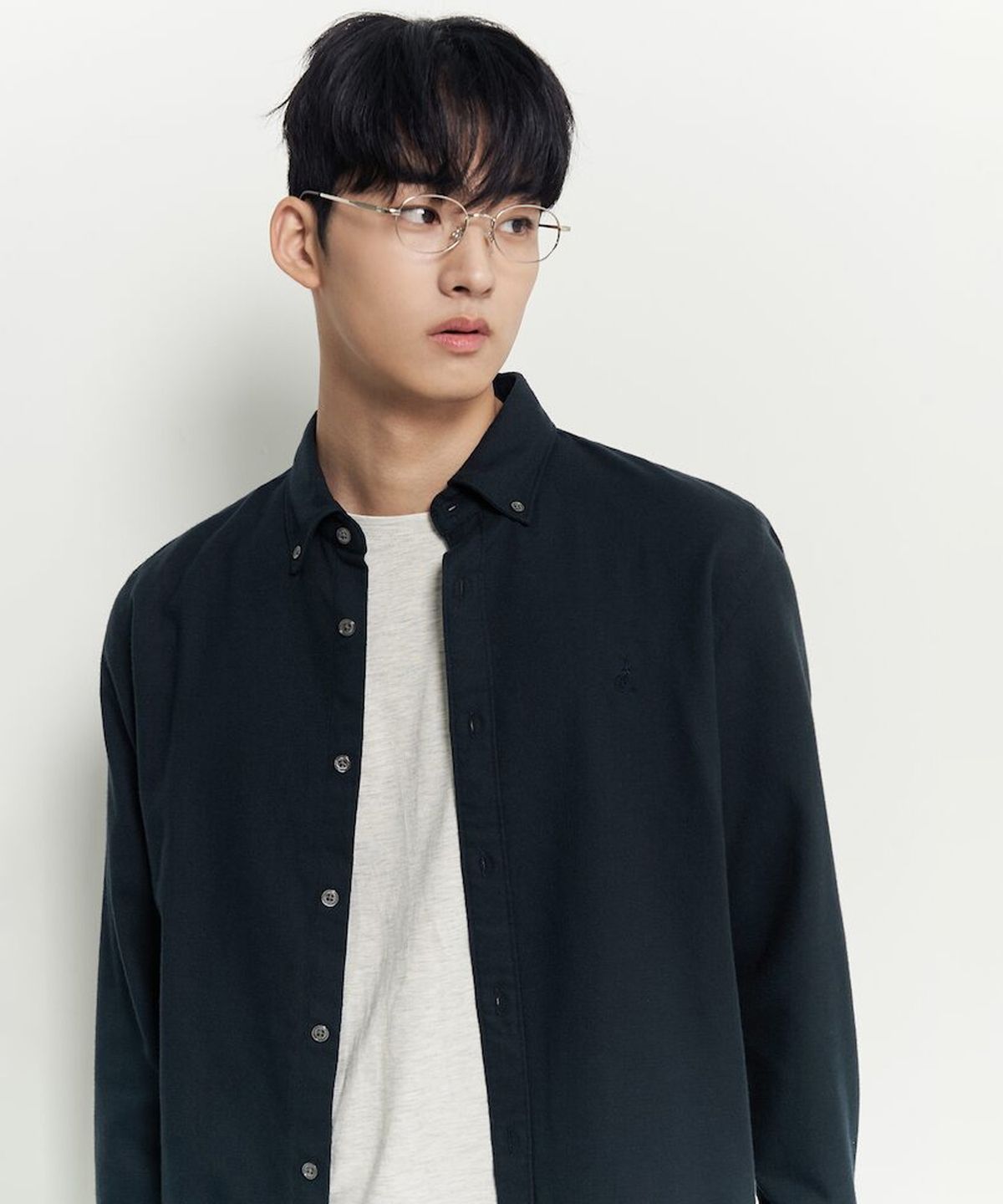 빈폴 멘(BEANPOLE MEN) 브러쉬드 하운드투스 셔츠 - 네이비