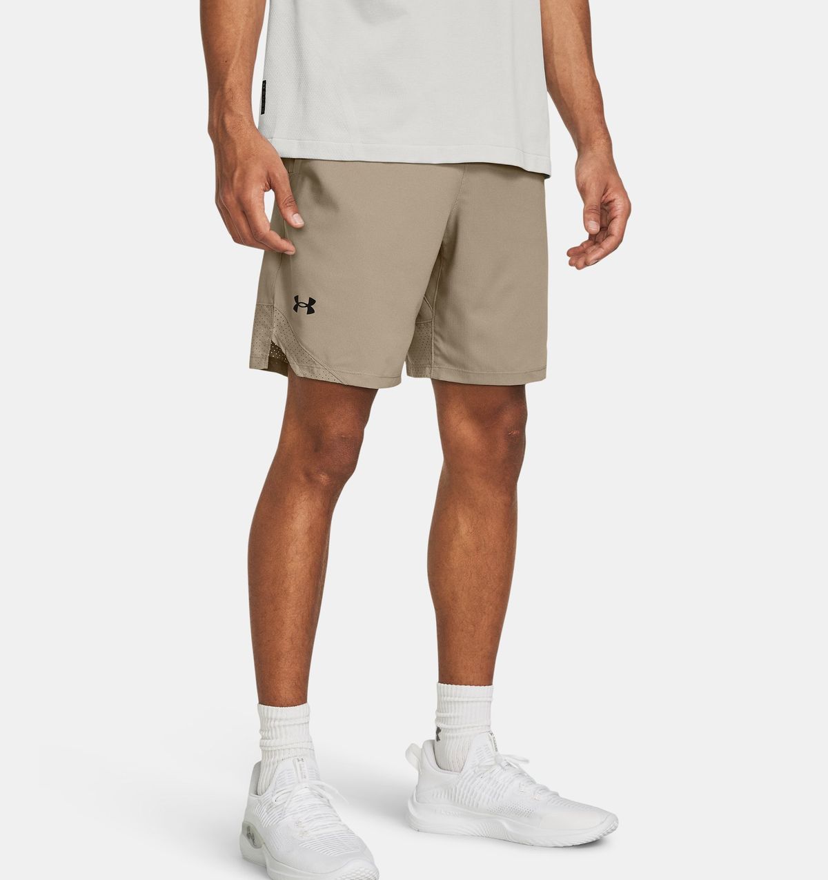 언더아머(UNDERARMOUR) 남성 UA 배니시 우븐 쇼츠1370382-203