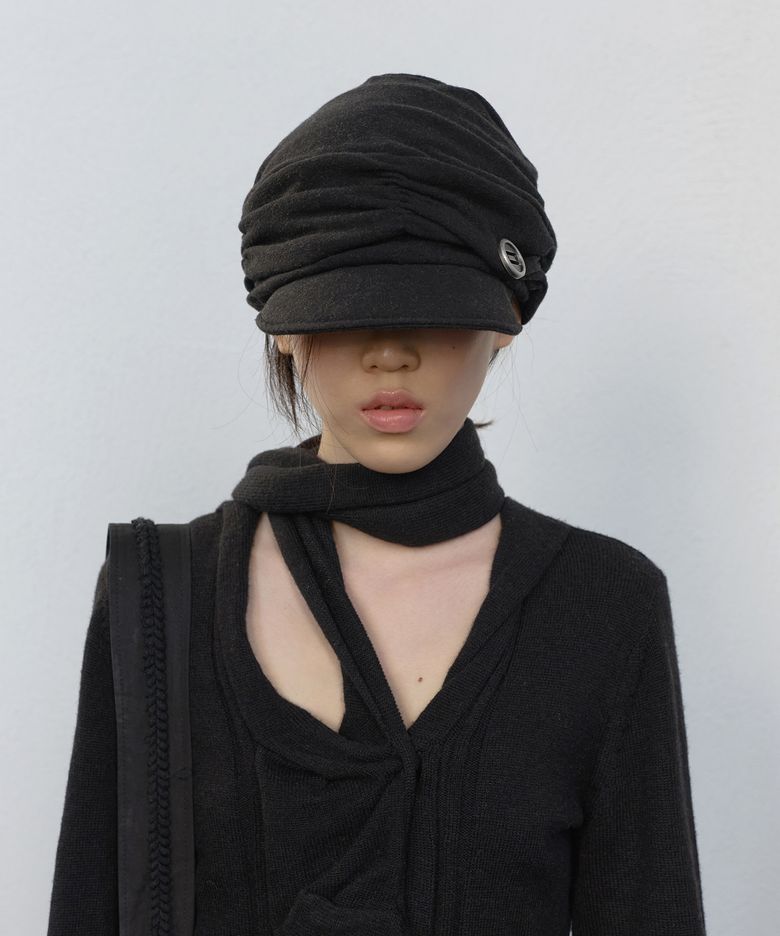 2.Soyo Asymmetrical Cap (FL-744_Black)