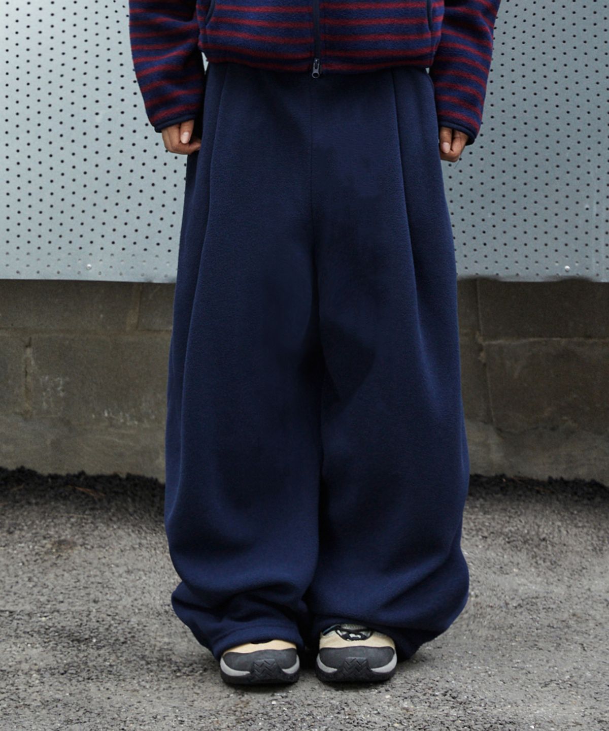 마하그리드(MAHAGRID) MAH FLEECE PANTS[NAVY]