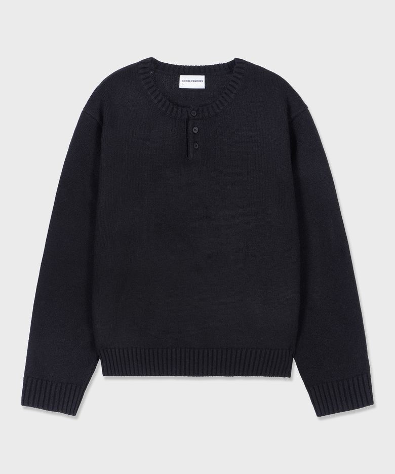[unisex] 오버핏 버튼 헨리넥 니트 블랙