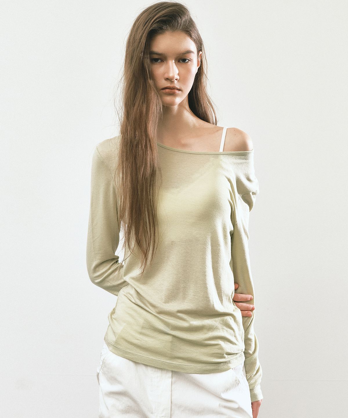 닉앤니콜(NICK&NICOLE) SHEER ROUND LONG SLEEVE TOP_MINT