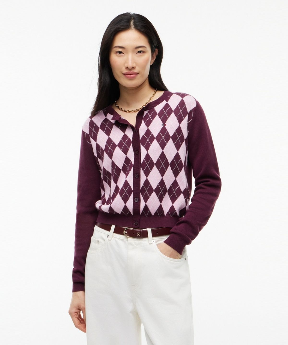 타미진스(TOMMY JEANS) 에센셜 크루넥 아가일 가디건 (T32G7KCD19TWT1V11)