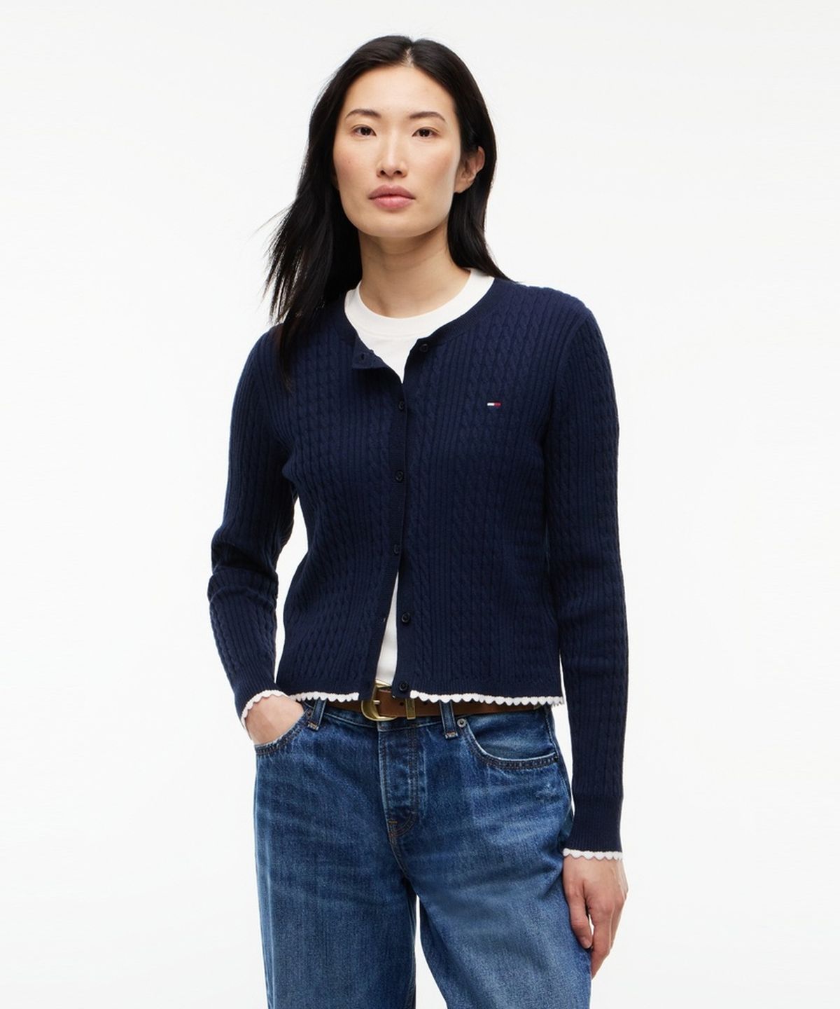 타미진스(TOMMY JEANS) 케이블 크루넥 가디건 (T32G7KCD17TWT1C1G)