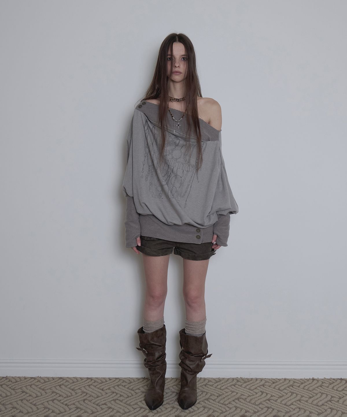 애시메트리(ASYMMETRY) ROUGH DECONSTRUCTED SWEATSHIRT / BEIGE