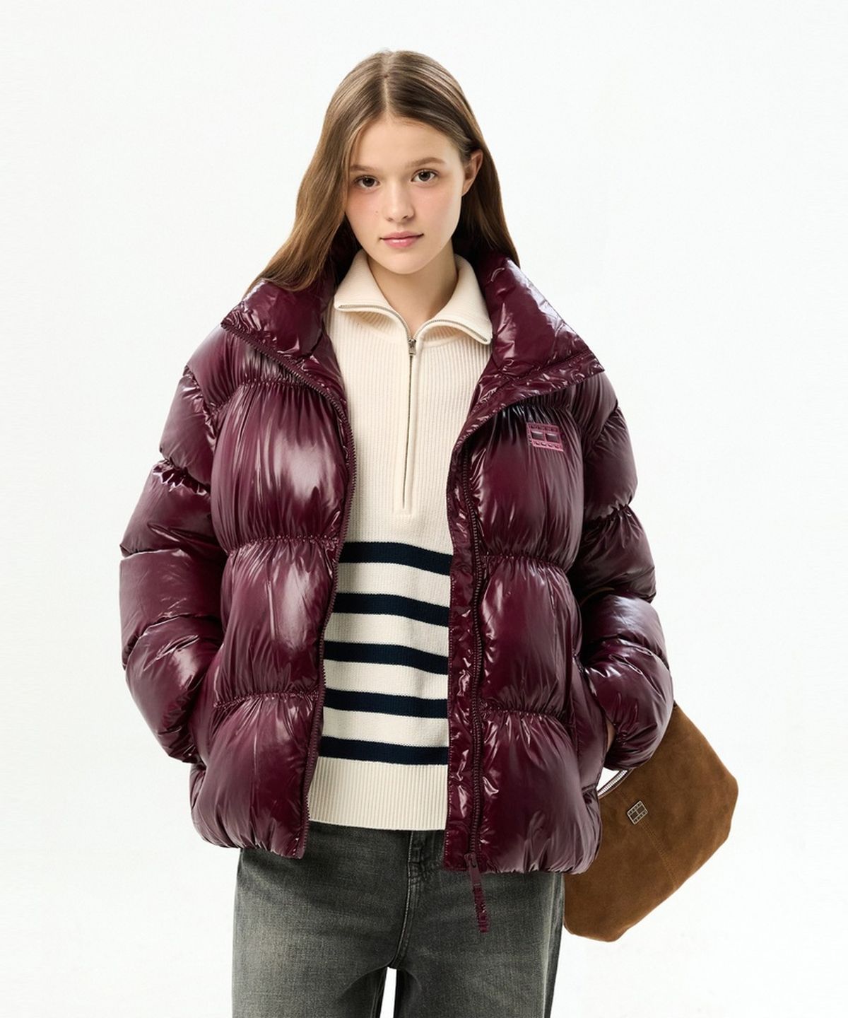타미진스(TOMMY JEANS) 하이넥 샤이니 푸퍼 다운 재킷 (T32G7QJC52TWT1V11)