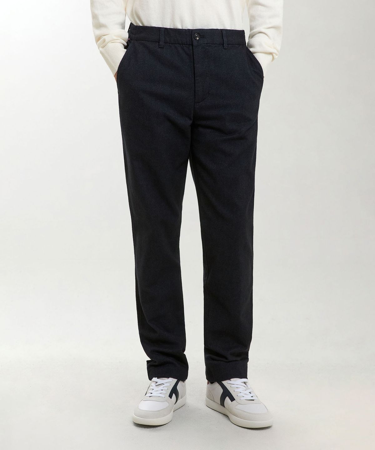 타미힐피거(TOMMY HILFIGER) [Slim straight fit] 덴톤 사이드 밴딩 브러쉬드 팬츠 (T12G9WPC010MT2DW5)