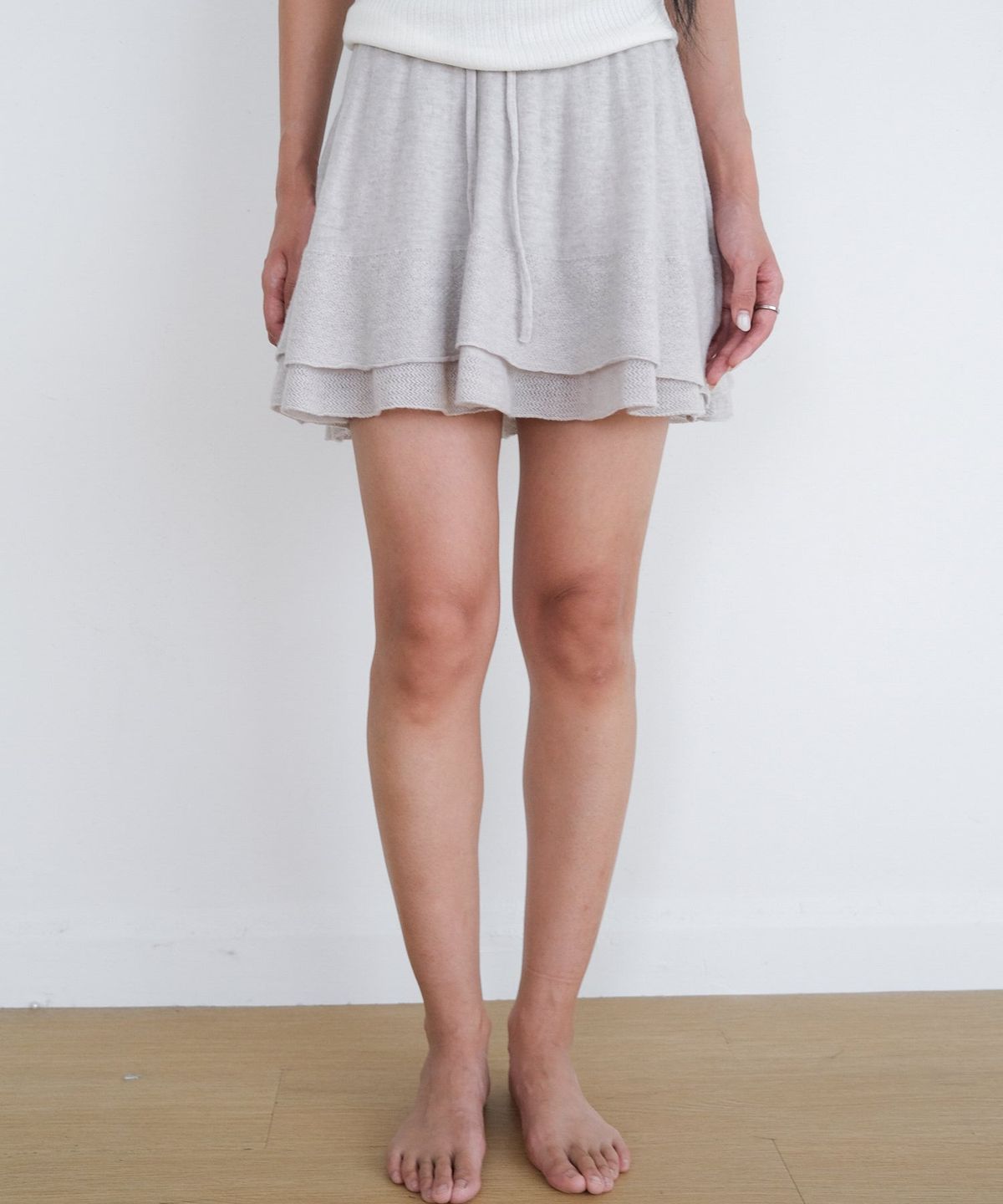 오오티엔(OOTN) FLARE KNIT SKIRT PANTS [GREY]