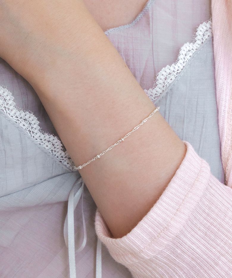 mist twist bracelet