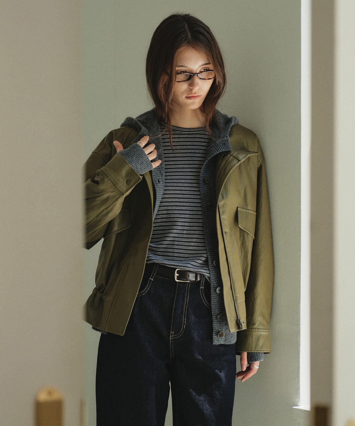 올리브 데 올리브(OLIVE DES OLIVE) 로고 자수 스트라이프 져지 티셔츠 OW6AE9540