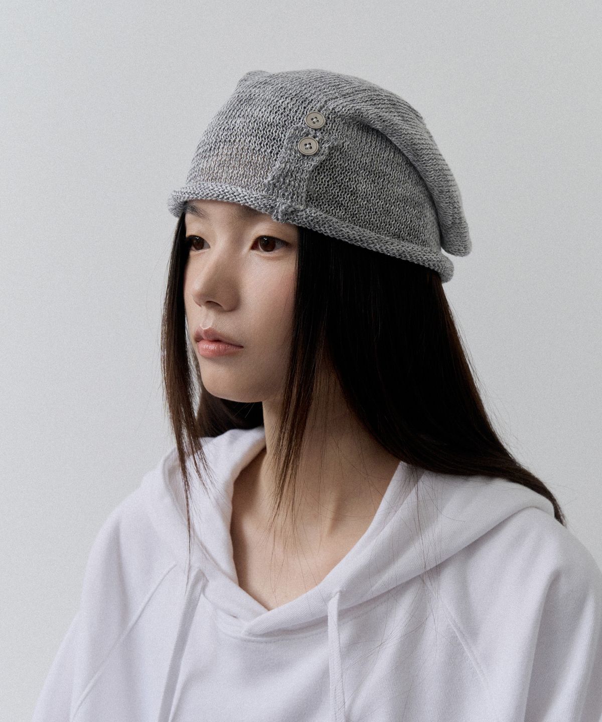 민씨오(MINCO) 스팽글 롤업 비니 (gray)