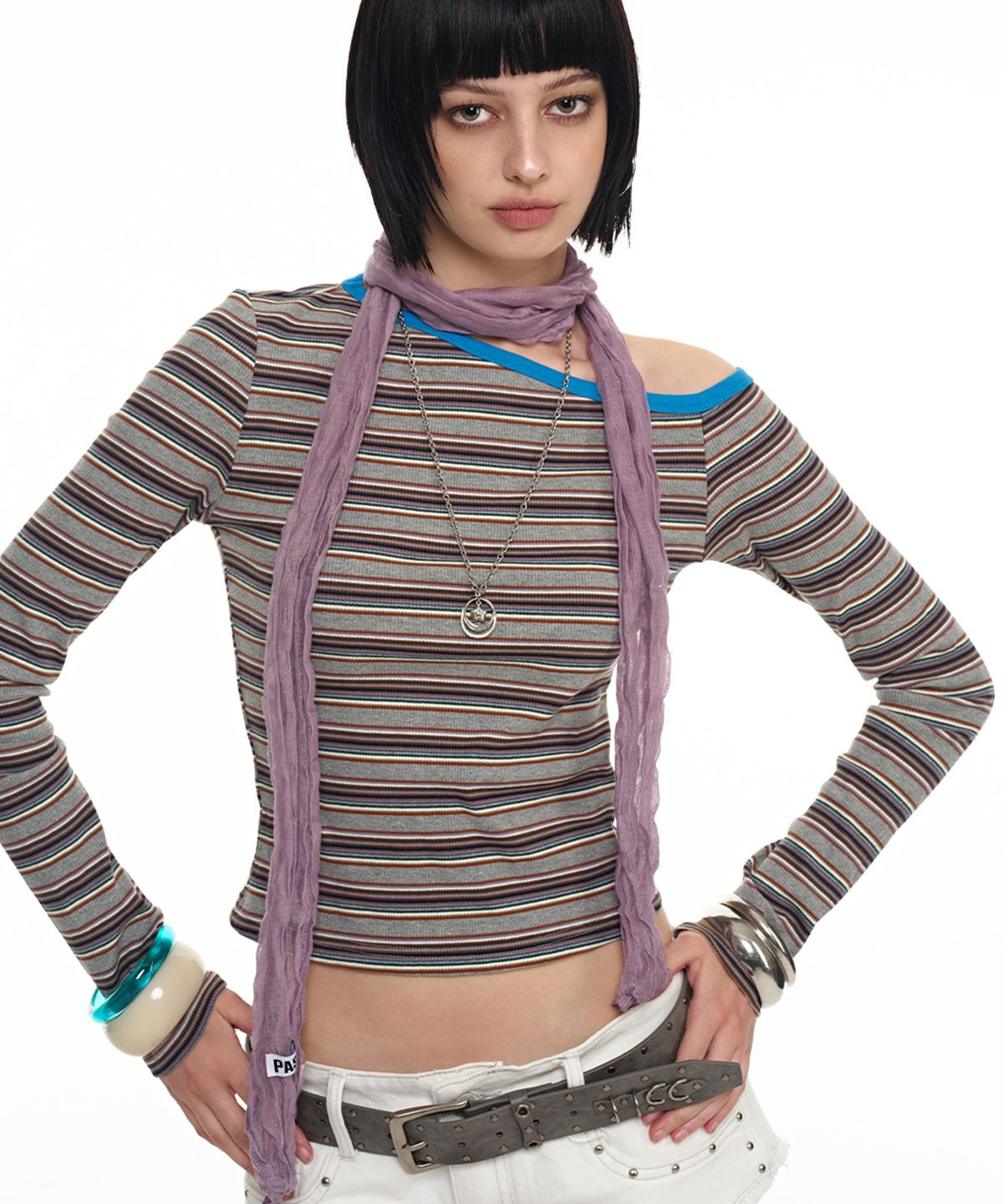 파시온(PASION) 로잘리 오픈 숄더 스트라이프 티_블루 Rosalie Open Shoulder Stripe Tee_Blue