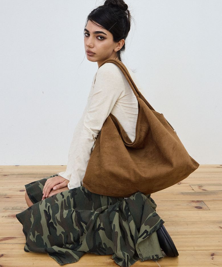 CACTUS HOBO BAG [Suede Tan]