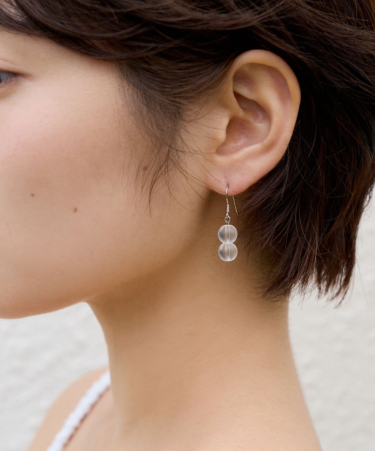 지지(GEEGEE) two ball crystal earring