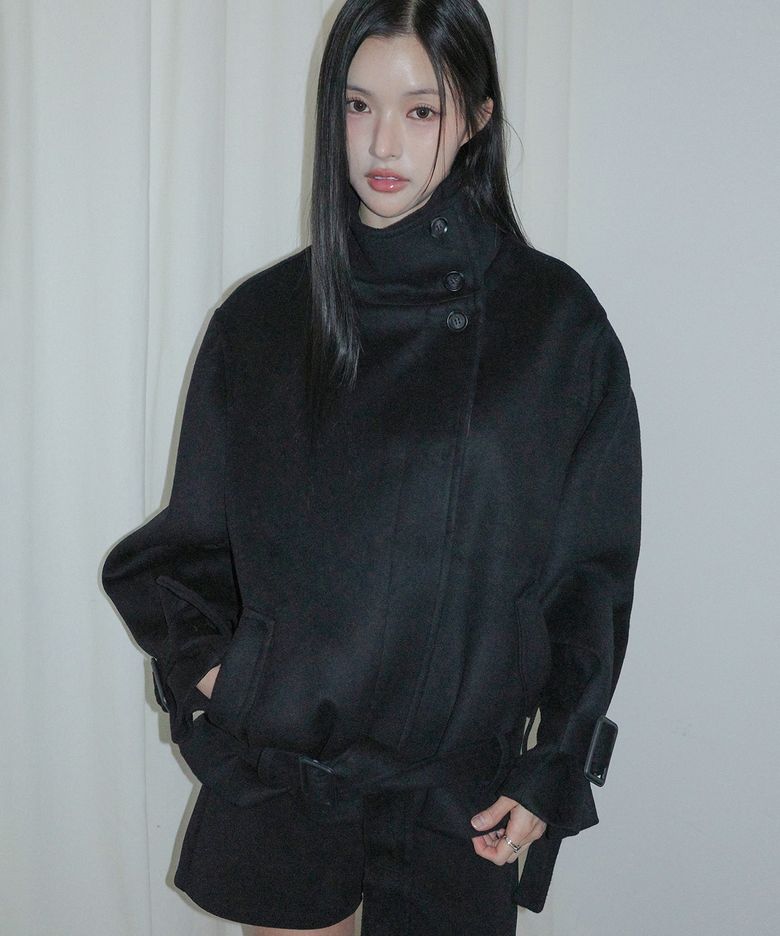 러비 울 하이넥 하프 코트-블랙