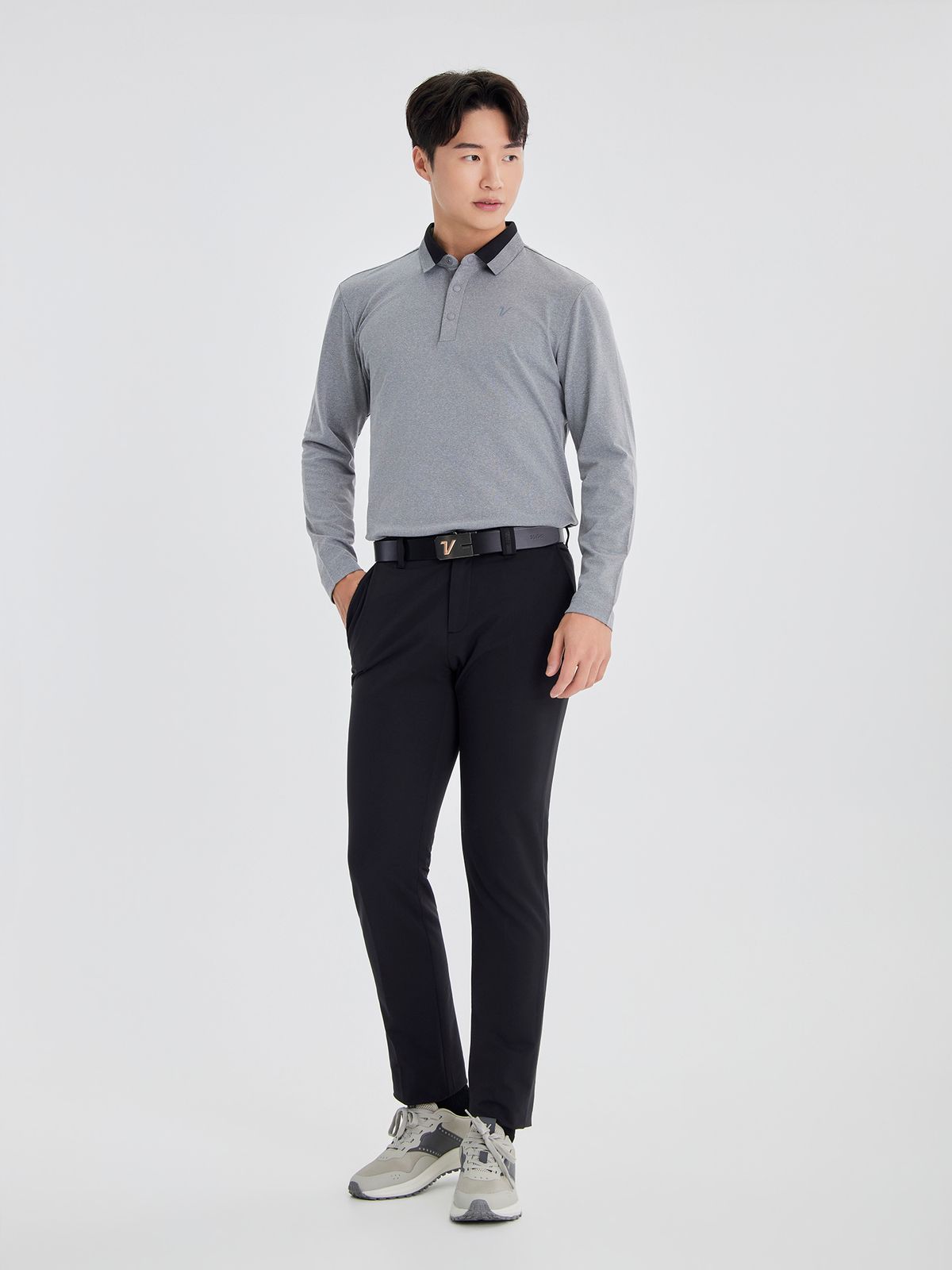 볼빅 골프웨어(VOLVIK GOLFWEAR) 남성 골프 고신축 이중직 레귤러핏 팬츠 VMPTO902_BK