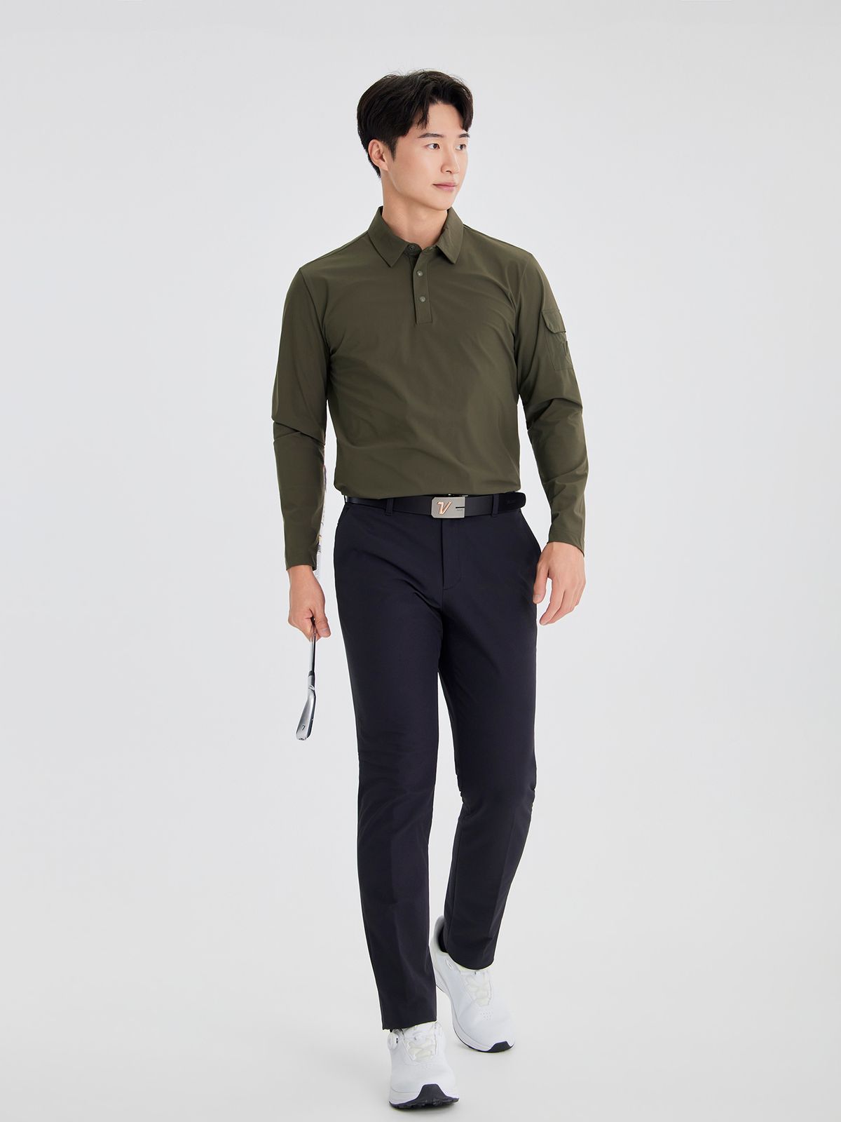 볼빅 골프웨어(VOLVIK GOLFWEAR) 남성 골프 컬러 포인트 레귤러핏 팬츠 VMPTO903_BK