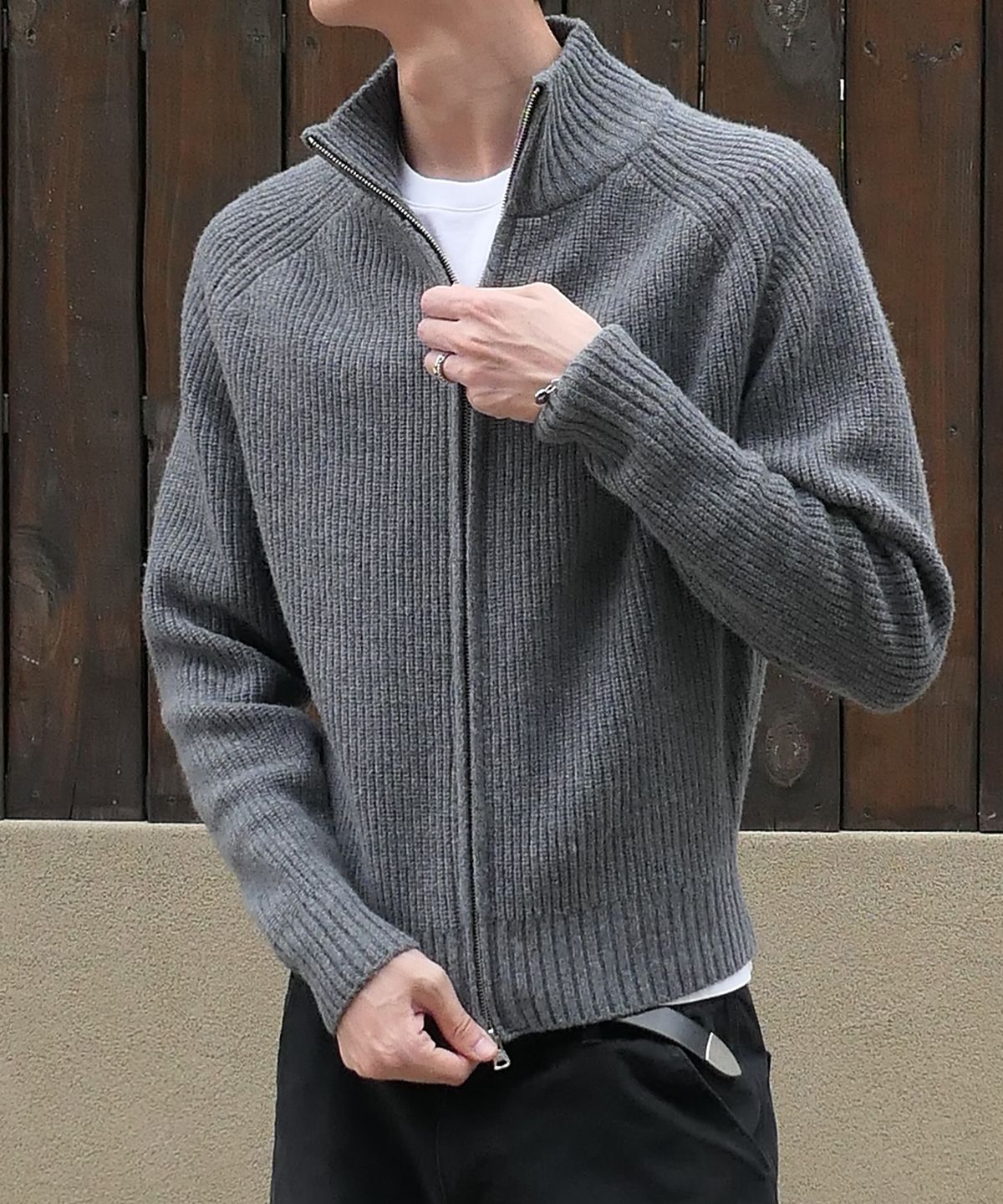 브랜디드(BRANDED) ETERNAL CROP FULL ZIP-UP KNIT [DARK GRAY]