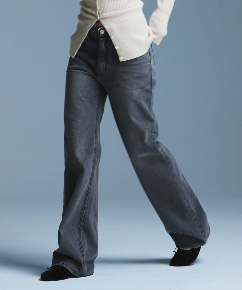 Gray washed straight jean_Gray