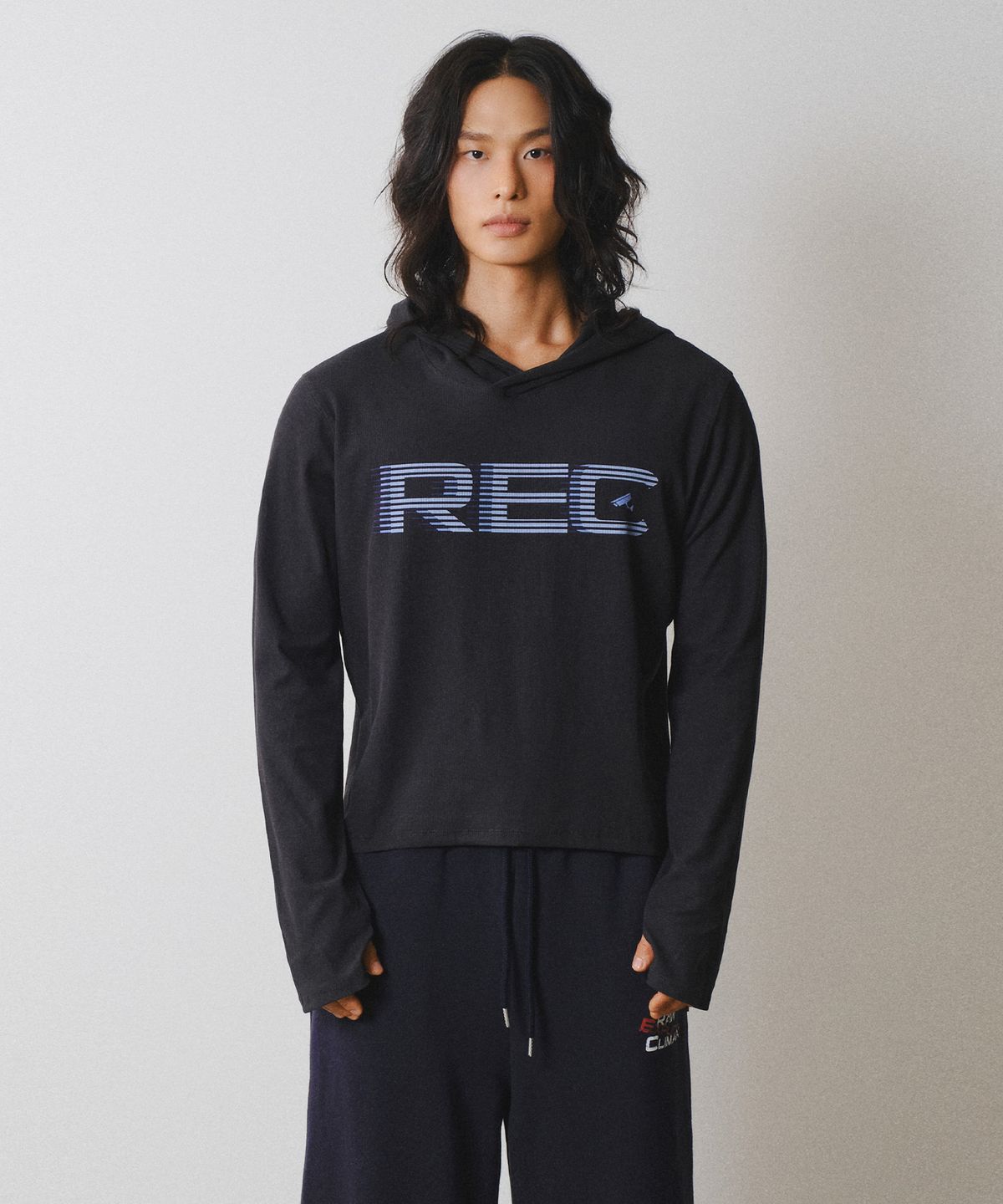 레코딩하우스(RECORDINGHOUSE) REC GRAPHIC RIB HOODIE [CHARCOAL]