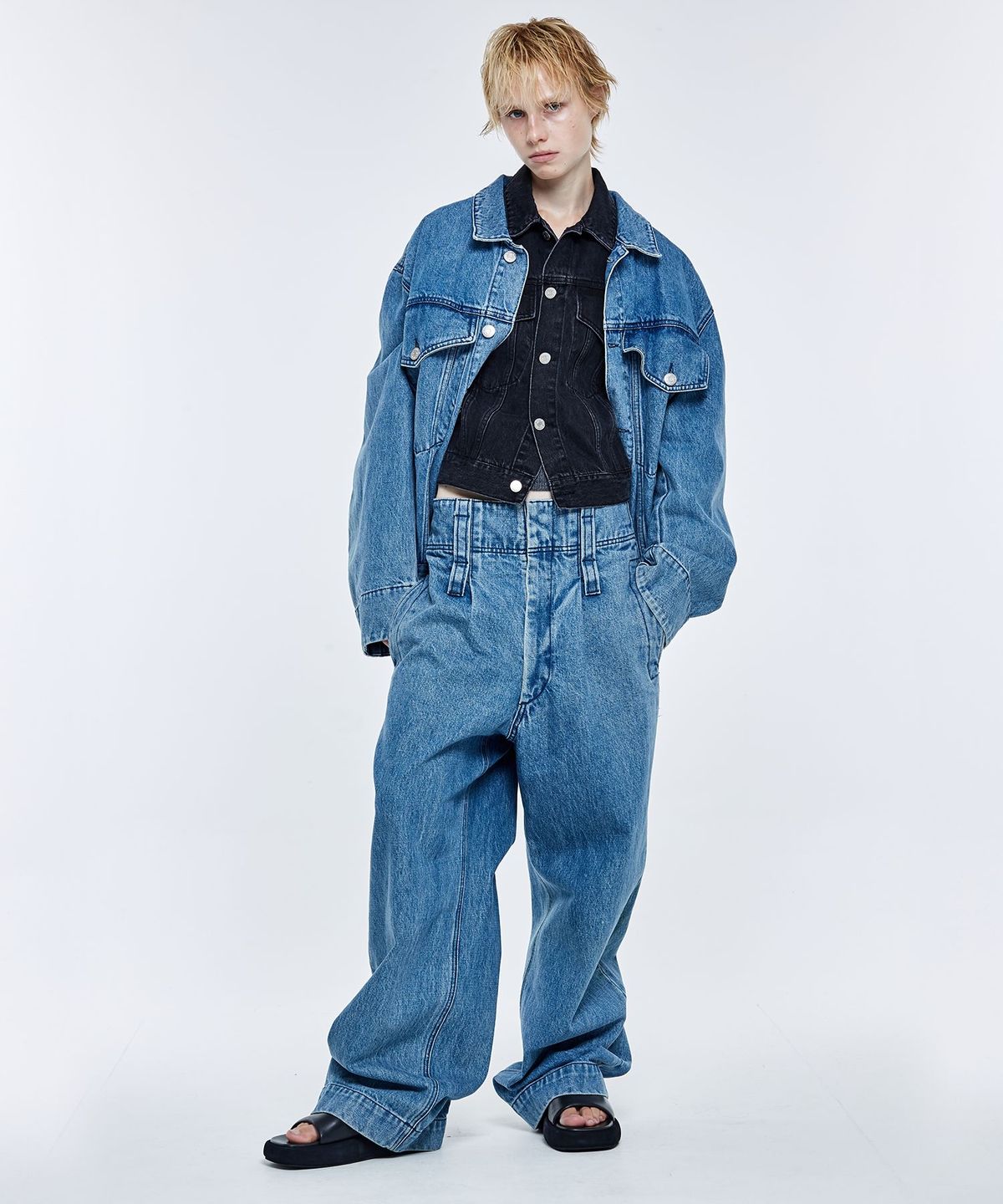 순진(SOONJEANS) 빅포켓 오버사이즈 데님트러커 재킷 [BLUE]