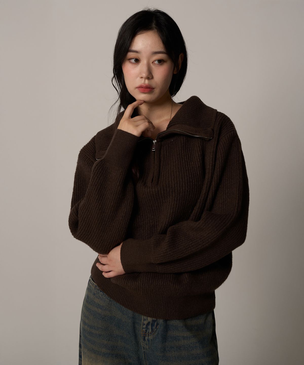 페이더먼트(FADERMENT) 에센셜 폴라 집업 니트(모카)