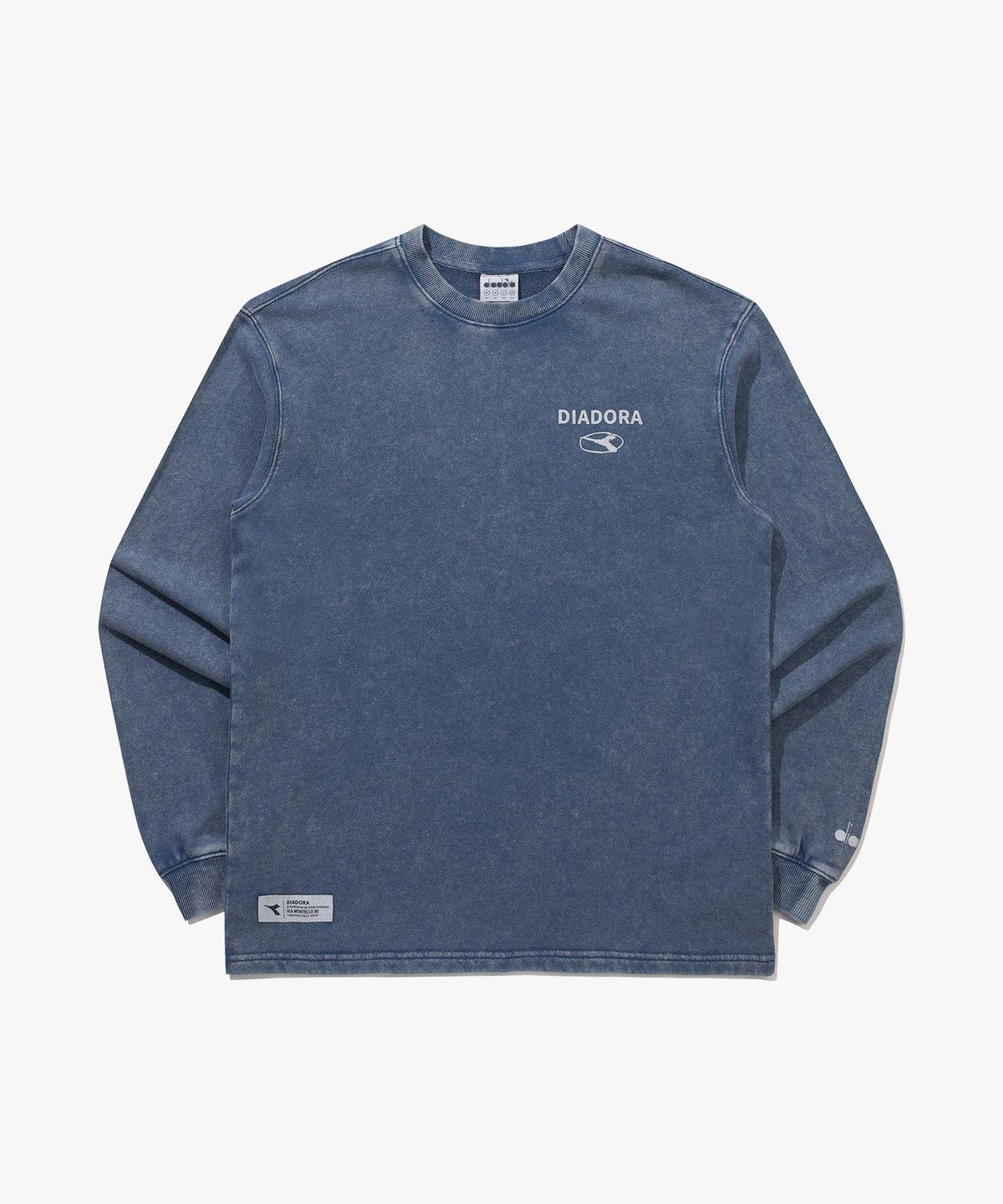 디아도라(diadora) 피그먼트 워싱 맨투맨 BLUE