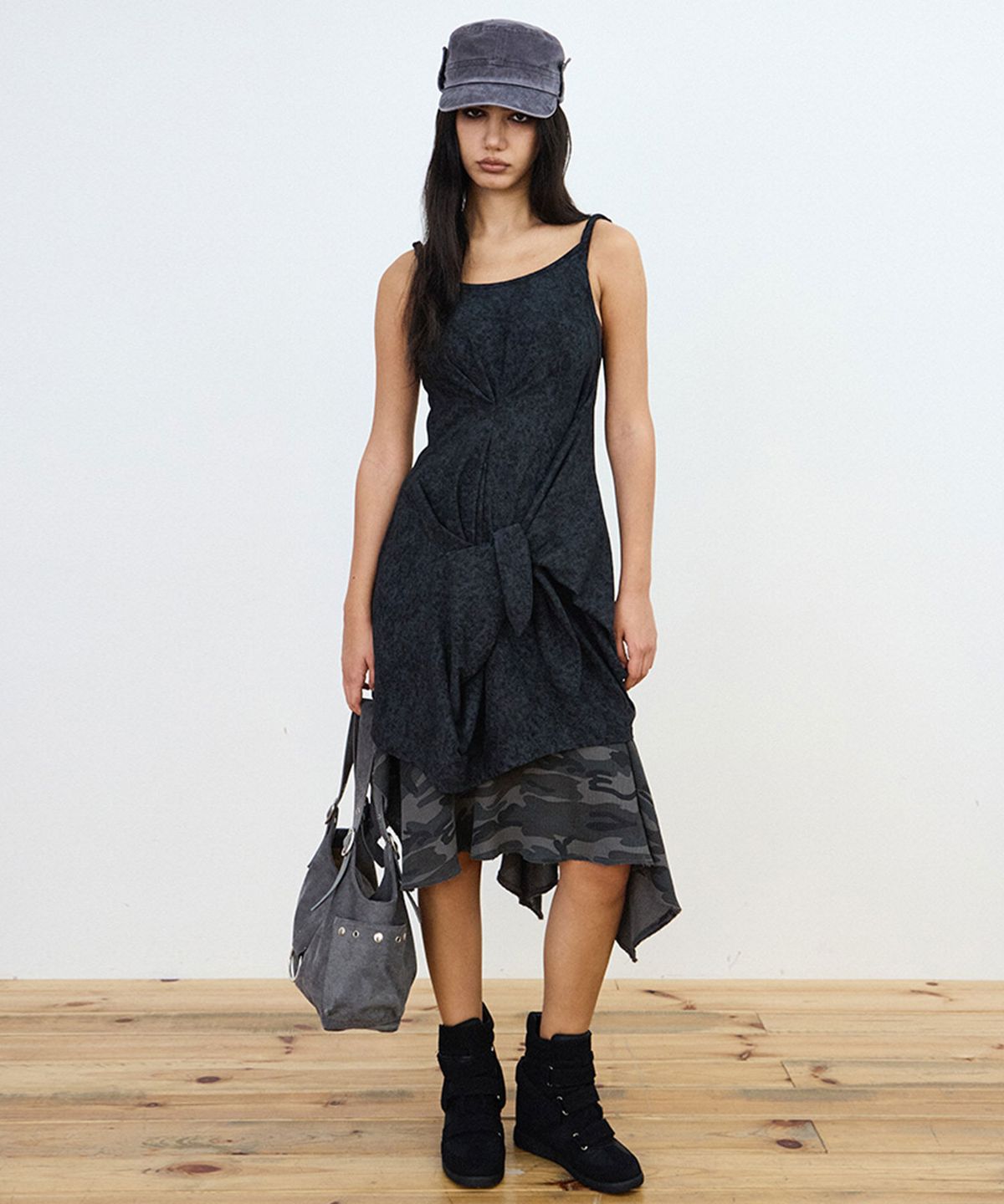 샌드뮤지엄(SAND MUSEUM) TIE LAYERED DRESS [Black]