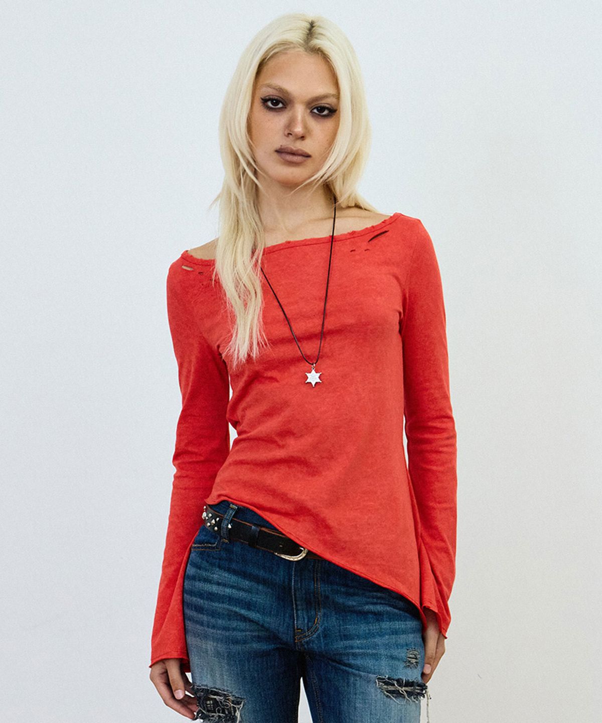 샌드뮤지엄(SAND MUSEUM) DAMAGED BOAT NECK TEE [Red]
